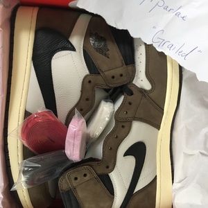 Air Jordan Travis Scott 1s